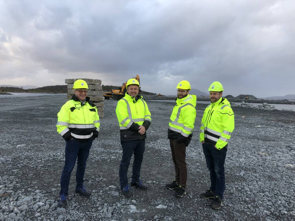 Kjetil Brandvik SAFE klubben Teekay Petrojarl, Stig-Rune Refvik SAFE, Erlend Toftesund adm. Dir Saga Fjordbase, Christian Nordgreen Olsen leder logistikk & OCTG Saga Fjordbase.