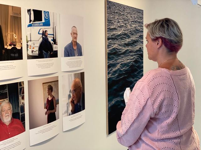 Hilde-Marit Rysst på Kielland utstillingen Foto: Rebecca Bjerga